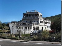 /album/mundo-real/a015shiphouse-thumb-jpg/